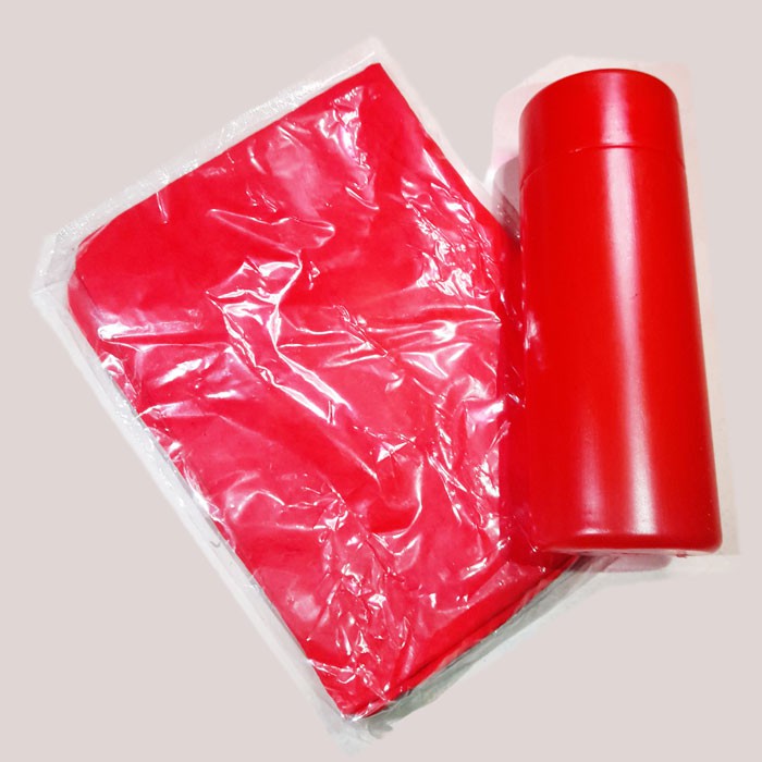 Kanebo Warna Khusus Merah Darah include botol