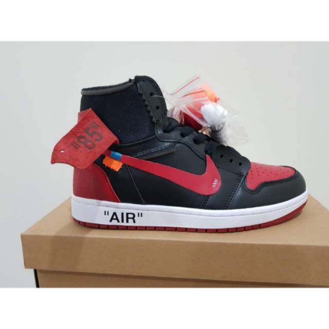 Sepatu Sneakers Air Jordan 1 HIGH Off-white Bred