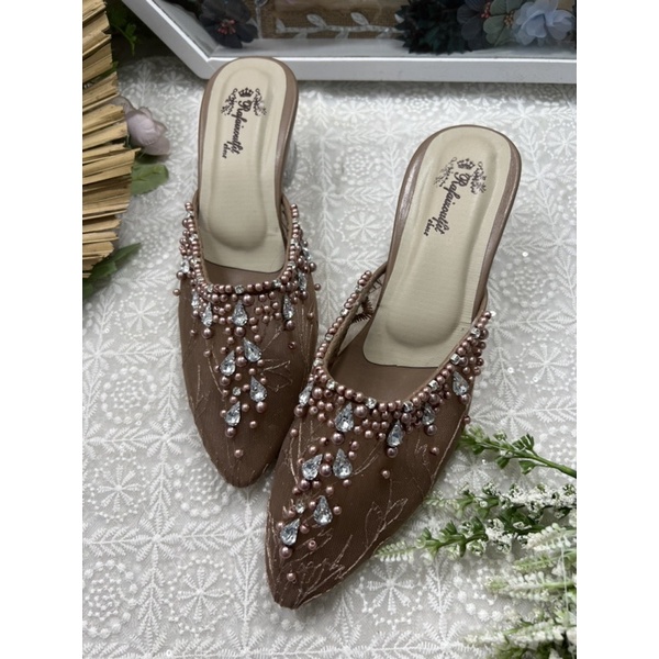 Rafaizoutfit sepatu wanita sintya mocca tinggi 5cm kaca