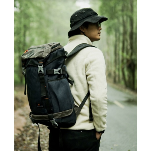 ACE BRILL NAVY |MANNEEDME x URBAN| Tas Ransel Punggung Pria Travel Backpack ORIGINAL