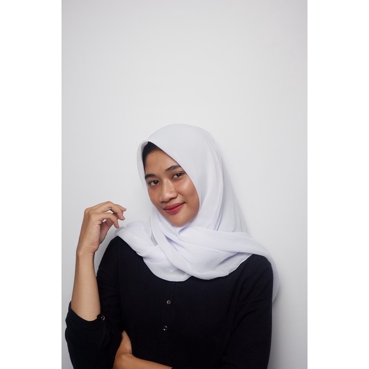 50 warna BELLA SQUARE JILBAB SEGI EMPAT POLLYCOTTON-bella putih