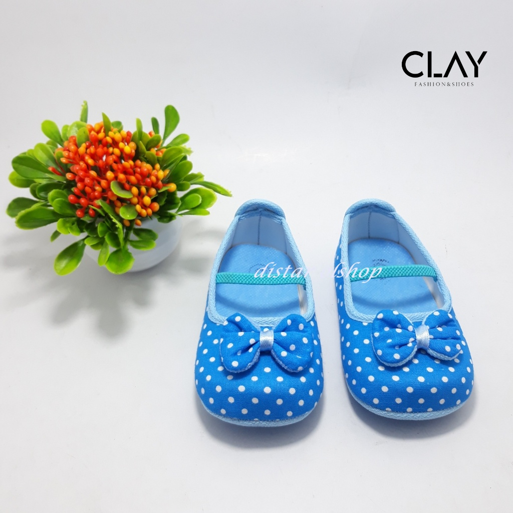 Sepatu bayi polkadot usia 0-12 bln