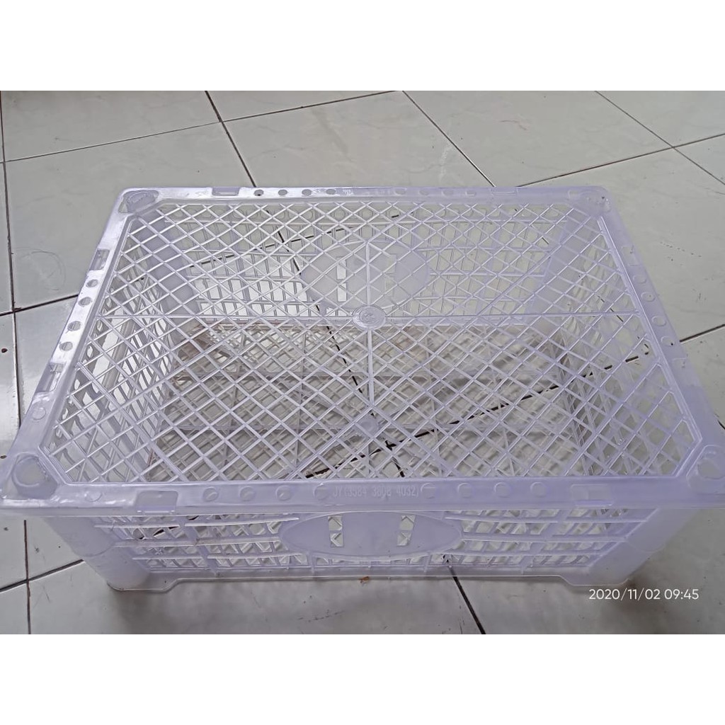 Keranjang bekas  buah anggur