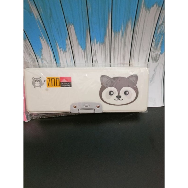 

Kotak pensil Zoo 35107