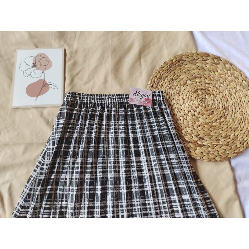 ROK TARTAN KOTAK PLISKET PREMIUM  KUALITAS IMPORT/ROK WANITA