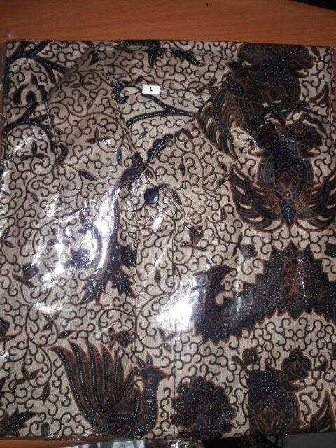 Kemeja Batik Bahan Katun Ukuran Mlxl M Lingkar Dada 104cm L Lingkar Dada 108cm Xl Lingkar Dada 112cm
