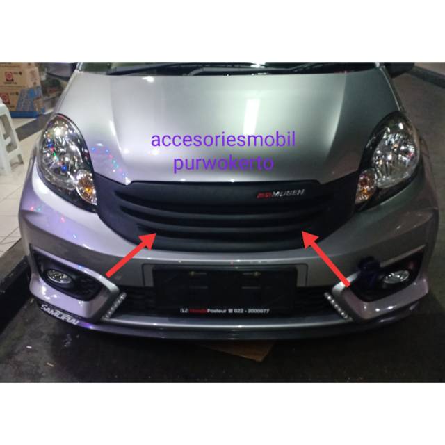 Grill elegan honda Brio 2016-2017