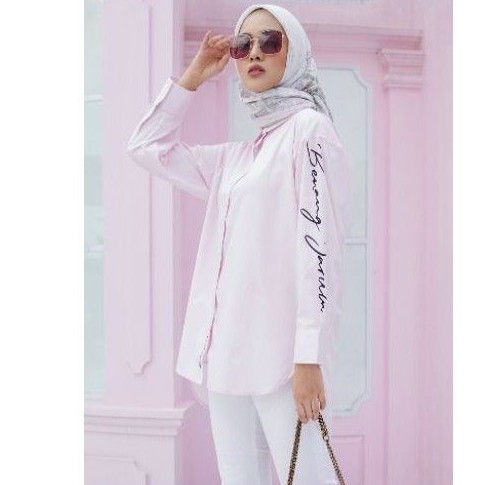 Benang Jarum Pink Logo Printed Shirt