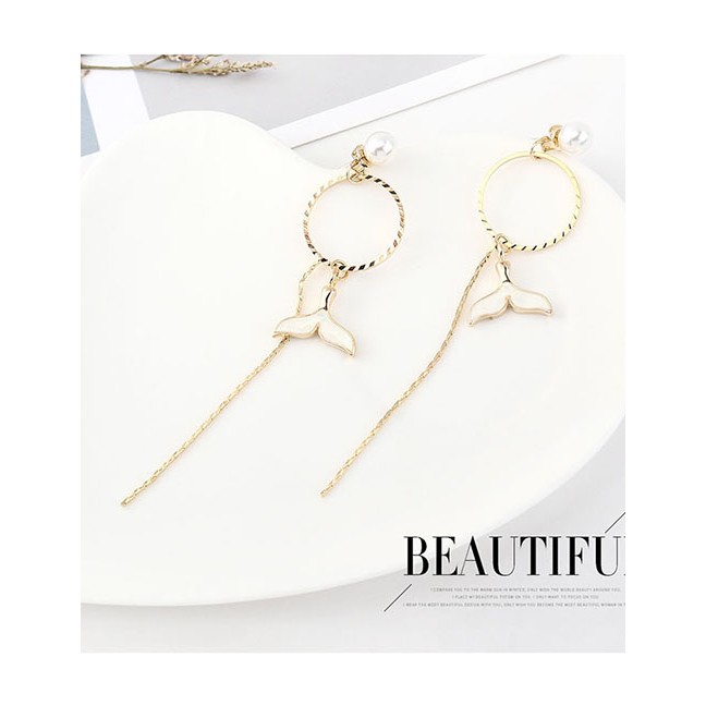 LRC Anting Tusuk Fashion Pearl Tassel Circle Tail Fin Earrings Y63124