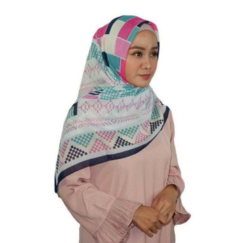 Jilbab segi empat ZOYA