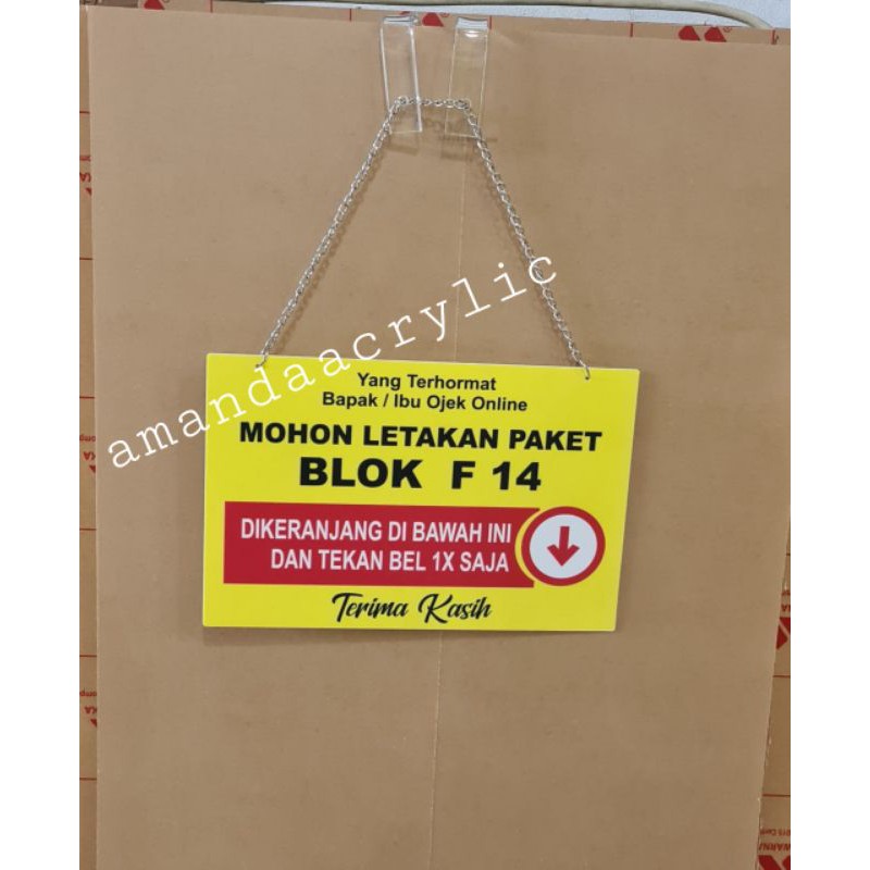 

Acrylic papan nama kurir pengantar paket (30x20cm)
