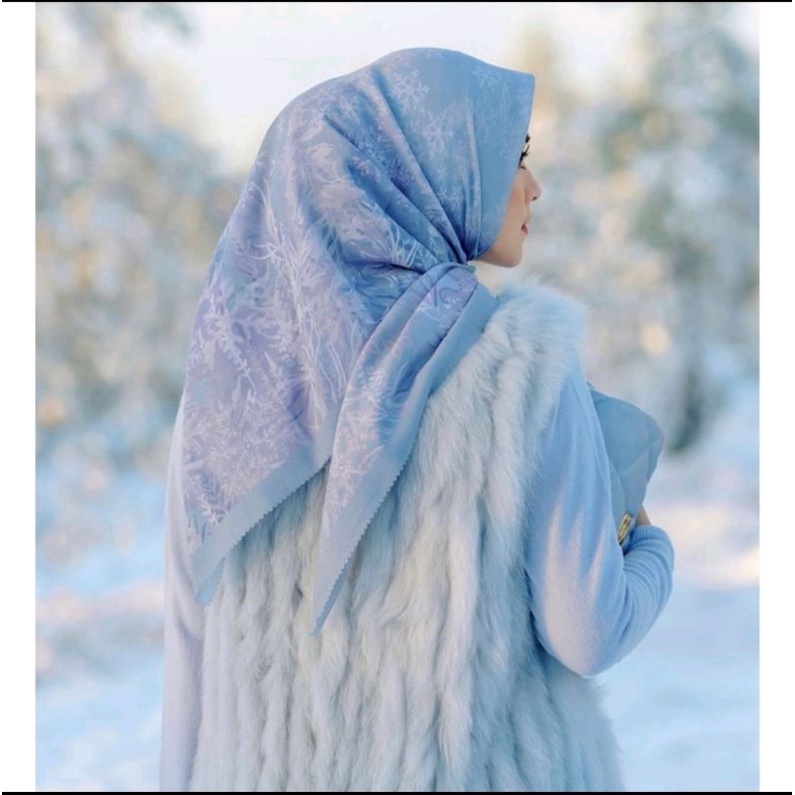 buttonscarves disney frozen aquamarine