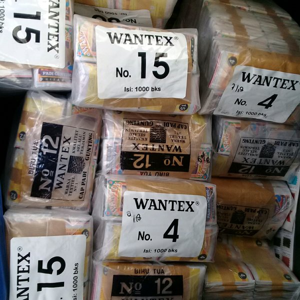 Wantex Pewarna Kain Cap Padi Gunting Lengkap Wenter Textil Tie Dye Baju Sumbo Sumba Cotton Malang Wanter Hitam Jeans Wantek Tye Jumput Batik Kaos Dress Kemeja Katun Celup Wentek Serbuk Coloring Color Stain Jumput Jeans Jaket Tekstil denim laundry Nilon