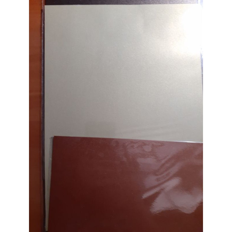 Kertas Jasmine tipis 80 gsm ukuran A4 set isi 10 lembar warna gold