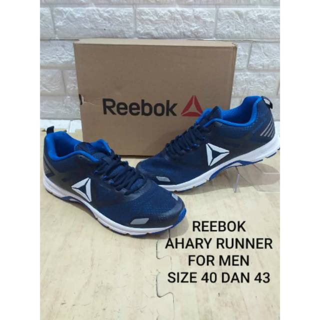 Sepatu sneakers Reebok cowok 100% Original