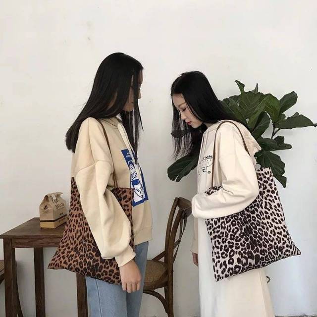 PROMO TS9147 - UK 38 c 37 - Totebag - Tas wanita Import Batam - Motif Macan