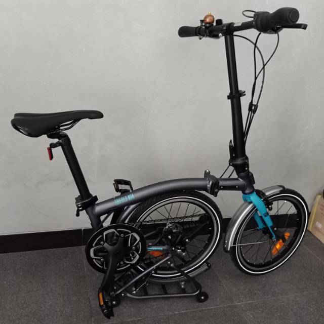 United trifold 3s barang istimewa.