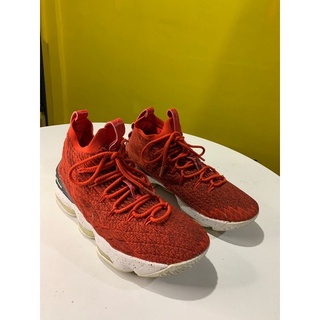 lebron 15 low maroon