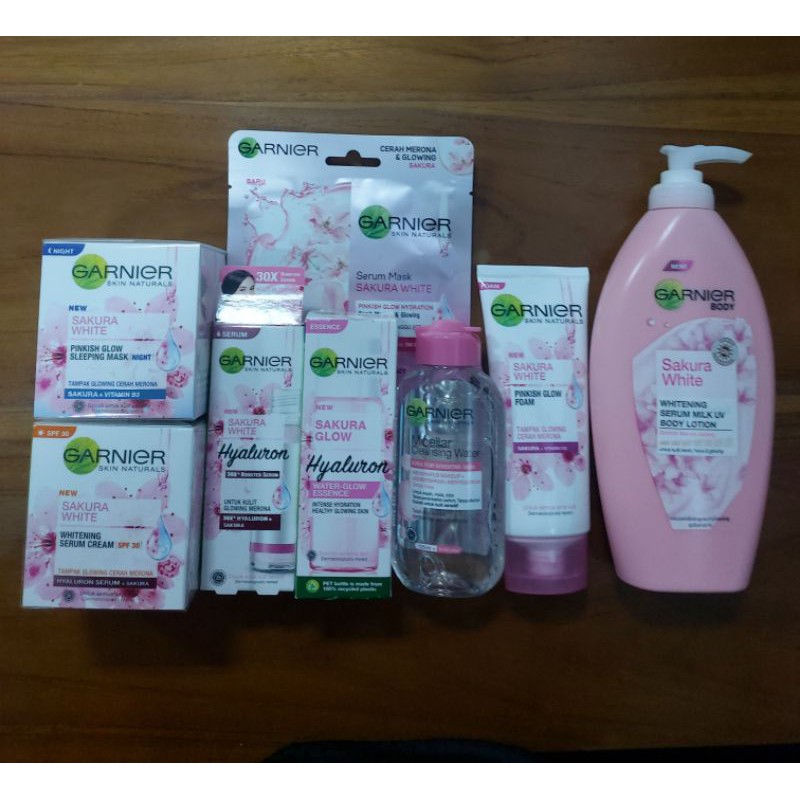 Paket Bundling Garnier Sakura White 8pcs W Hyaluron 30x Booster Serum Hyaluron Water Glow Essence Shopee Indonesia