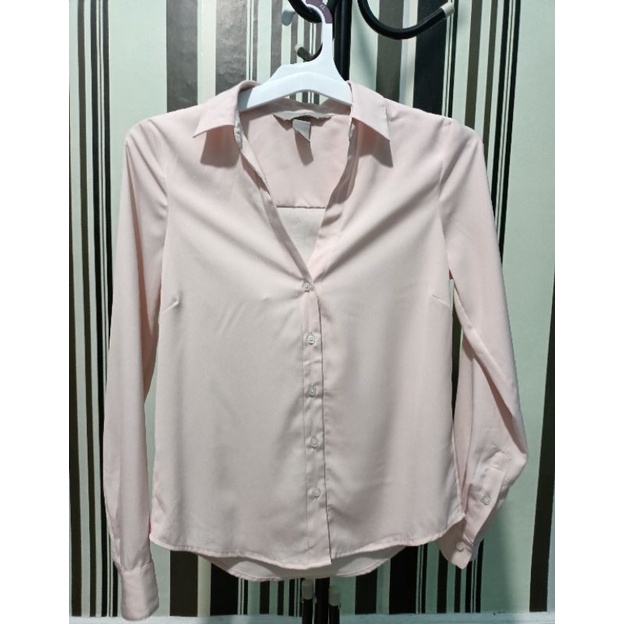 H&M Long Sleeve Patterned /Striped Blouse Wanita Branded Original-Soft Pink