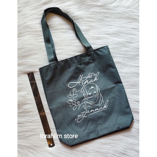 TOTEBAG WANITA HITAM / TOTEBAG HITAM MURAH / TOTEBAG KEKINIAN