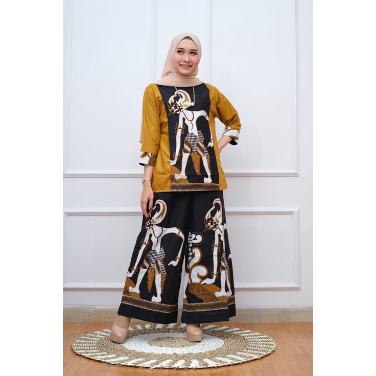 SETELAN SET KULOT / TUNIK BATIK WANITA KEKINIAN