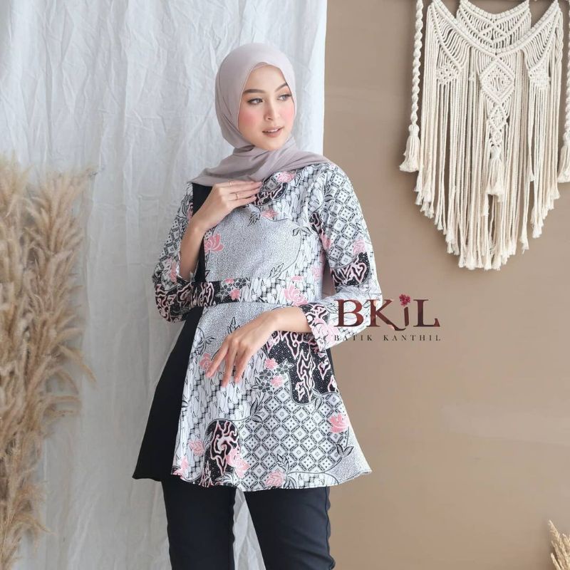 tey-17 Batik wanita ASJ SA HRB026 Kenongo Kemeja Tosca Pendek-Simpli Hitam