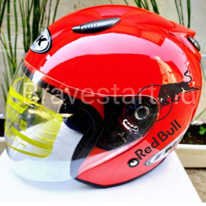 Helm Centro Motif RedBull