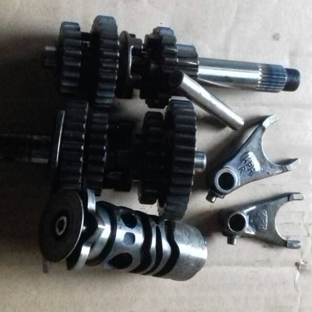 gigi rasio/gearbox ratio girbox honda karisma/supra x 125/ kirana