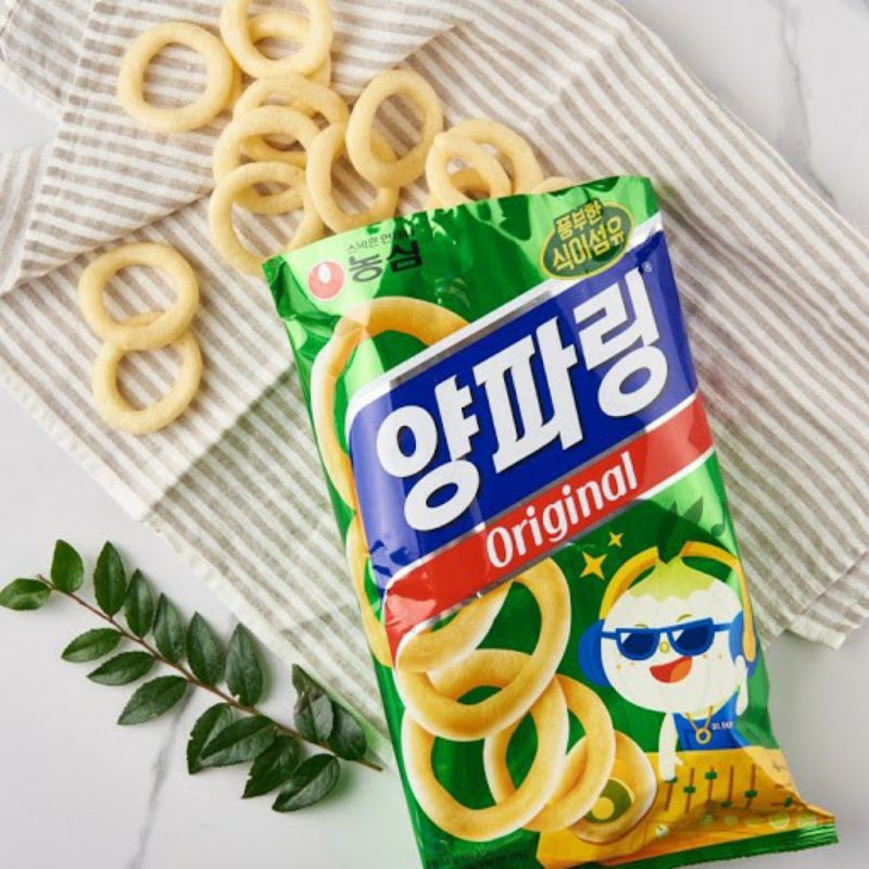 

Nongshim onion ring 90 gr/snack rasa bawang bombay made in korea