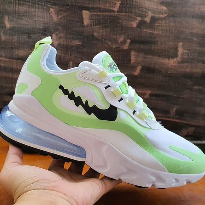 nike react 270 in my feels