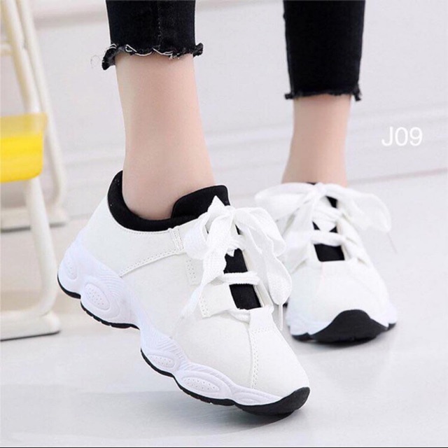 Sneakers J09