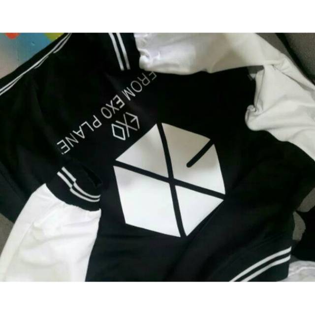 ummi_store Jaket Varsity K-POP EXO