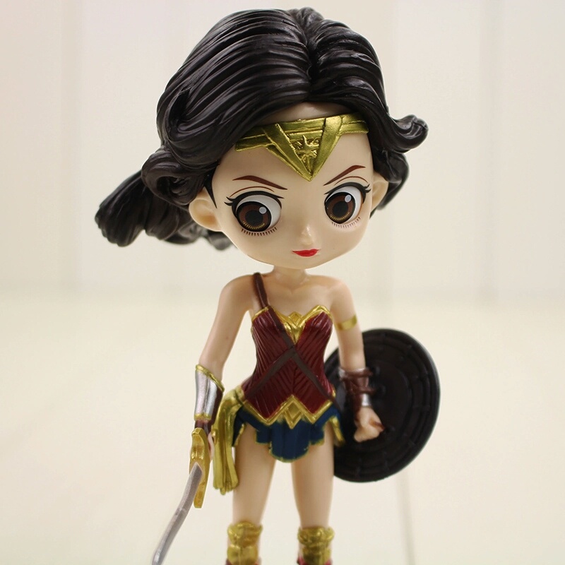 Wonder Woman Figure Pajangan