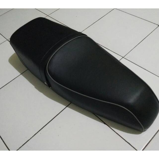 Jok Vespa new PX dengan kuncian