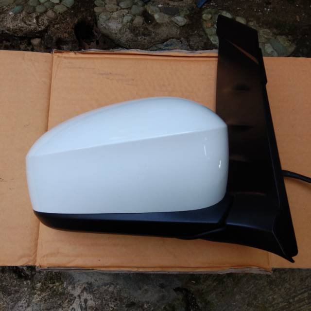 Spion brio RH sisi kanan