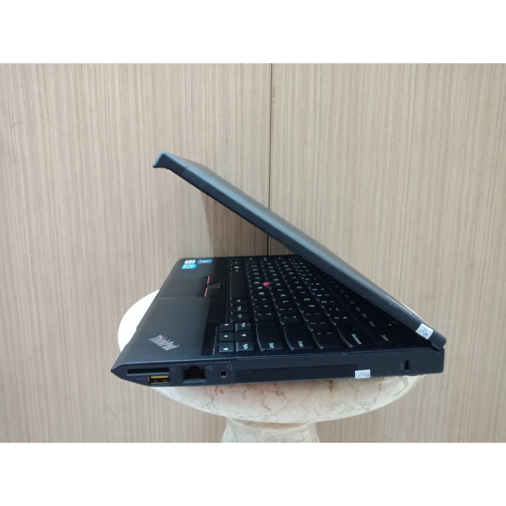 Lenovo Thinkpad X230 i5 Murah Berkualitas / Bergaransi-2