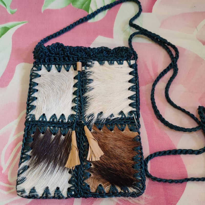 Tas Selempang Noken Papua Bahan Asli Bulu Kambing