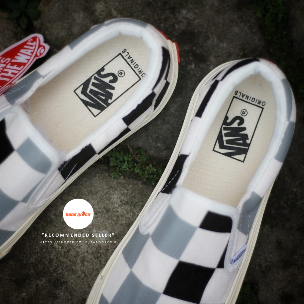 PROMO Sepatu Sneakers Vans Slip On Half Big Checkerboard, Harga Murah, Tampil Mewah, TOP Quality. Import Tag Made in China