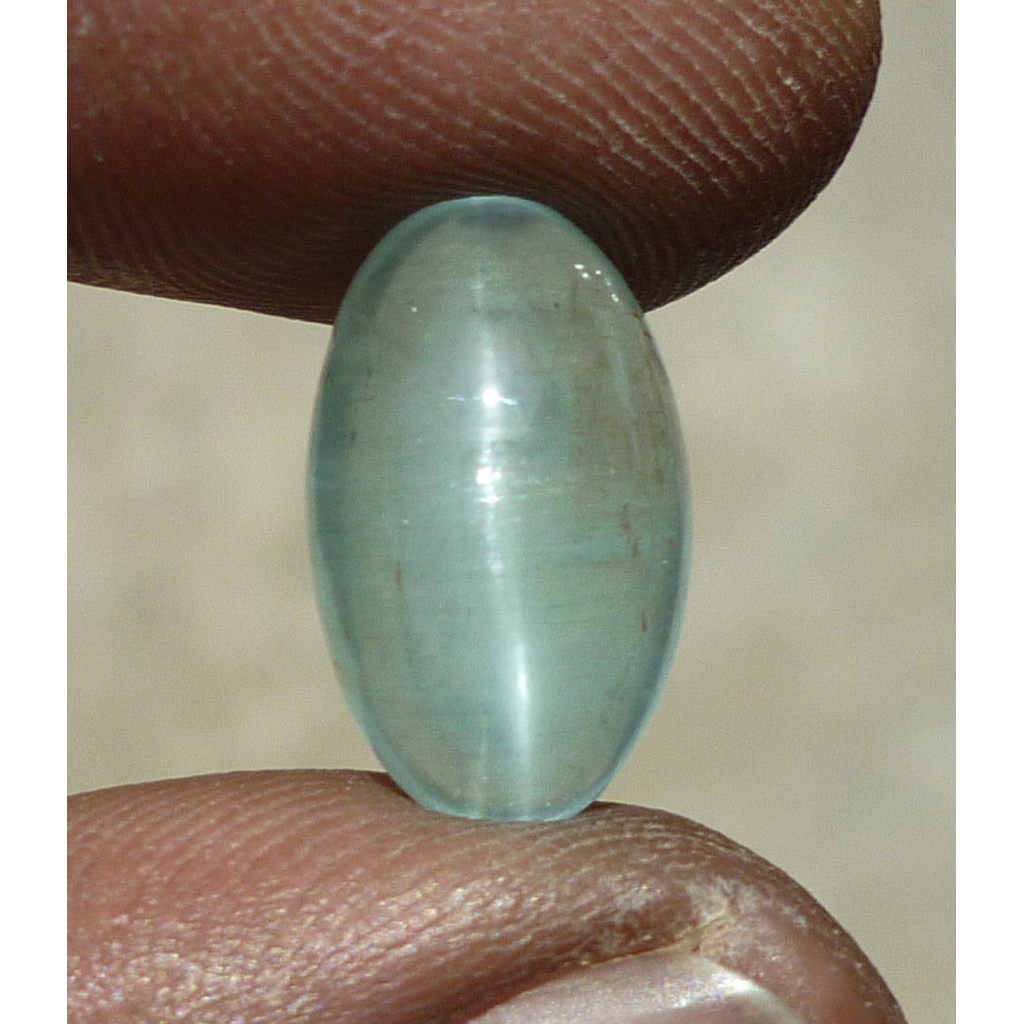 Natural Aquamarine Cat's Eye Lite Sky Blue Oval Cabochon 7.75Ct AQ008