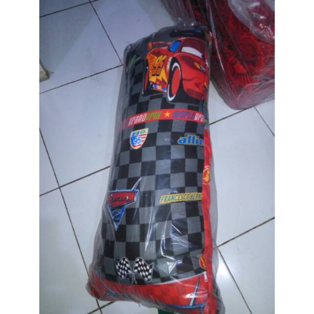 Bantal cinta Inoac