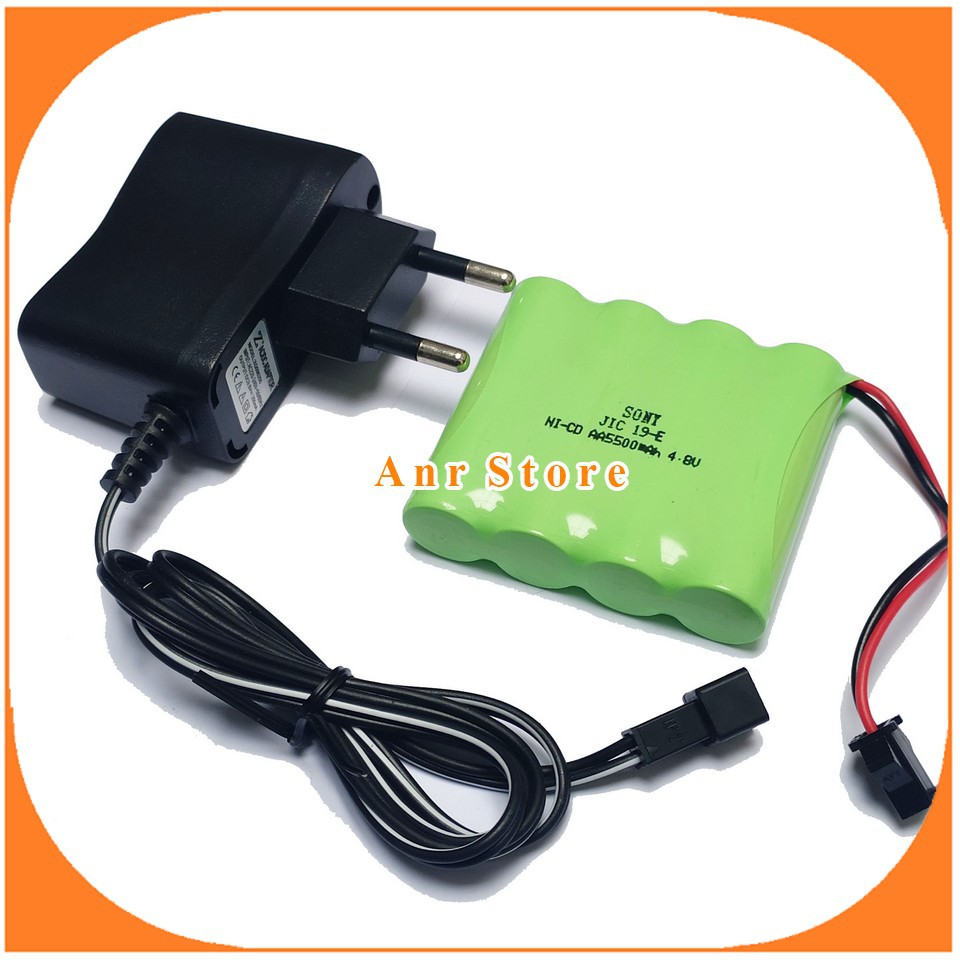 Paket Baterai dan Charger RC AA 5500mAh 4.8V isi 4 Soket Hitam Mobil Remot