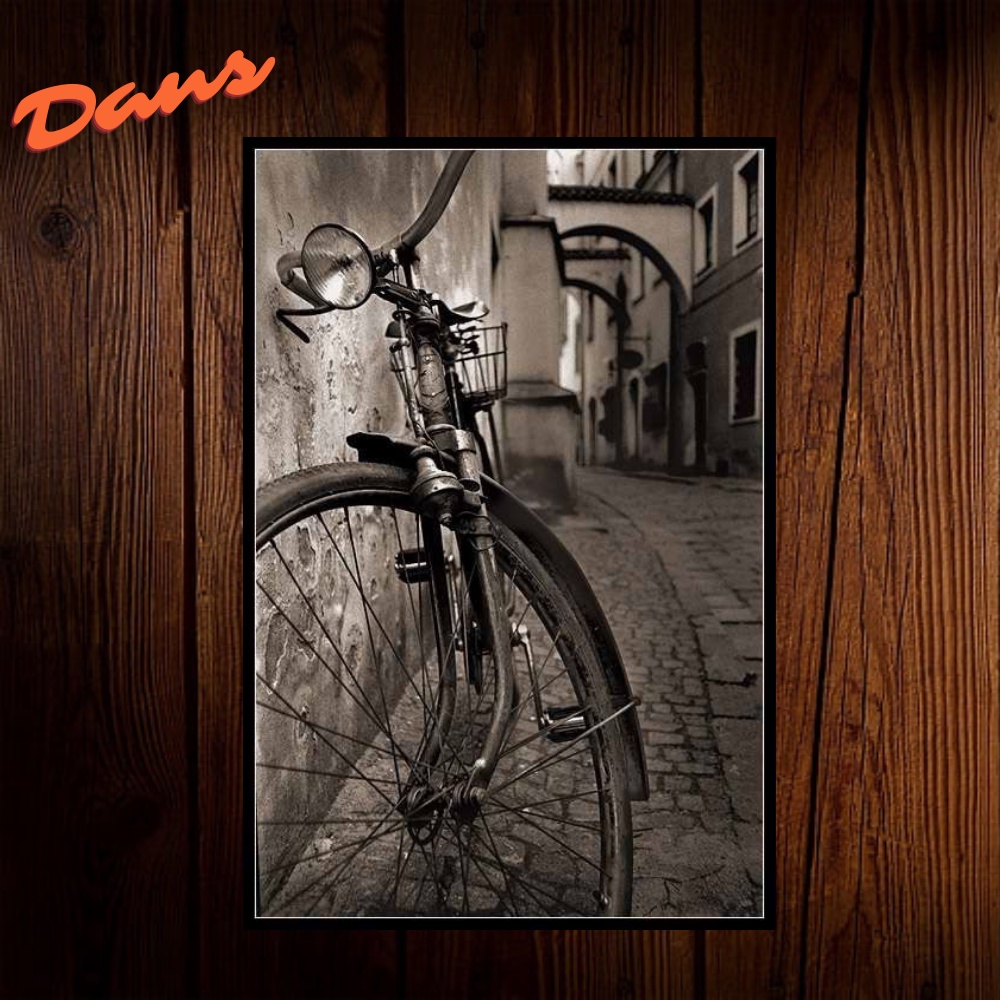 Hiasan Dinding, Pajangan Dinding, Wall Decor Poster Kayu Motif Barang Antik ANT600