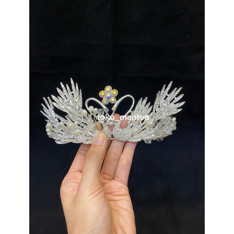 MAHKOTA PENGANTIN ANGSA