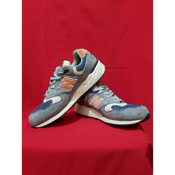 Sepatu New Balance NB999