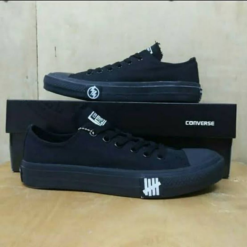 (TERBARU)SEPATU CONVERSE FULL BLACK CT/SEPATU ALLSTAR HITAM/SEPATU CONVERSE HITAM POLOS/FULL BLACK/S