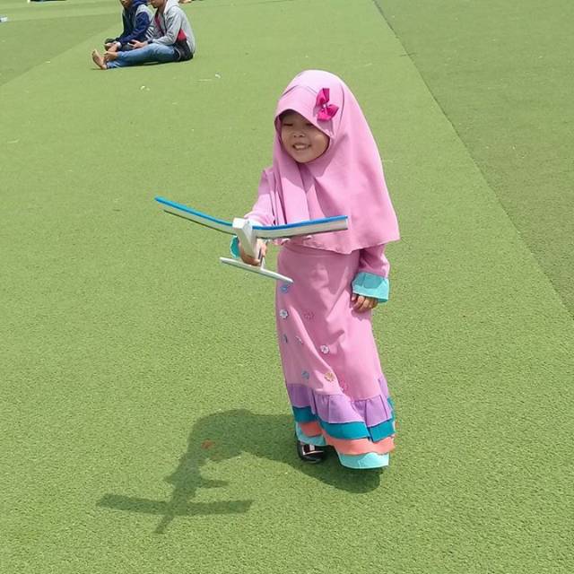 ayulestarifauzihidayat