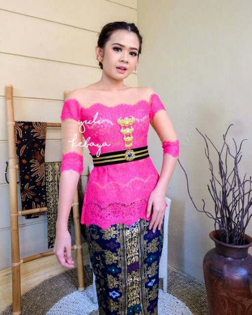 Set Kebaya Bali Modern,  kebaya sabrina