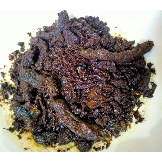 

Rendang belut dan daun-daun asli sungayang