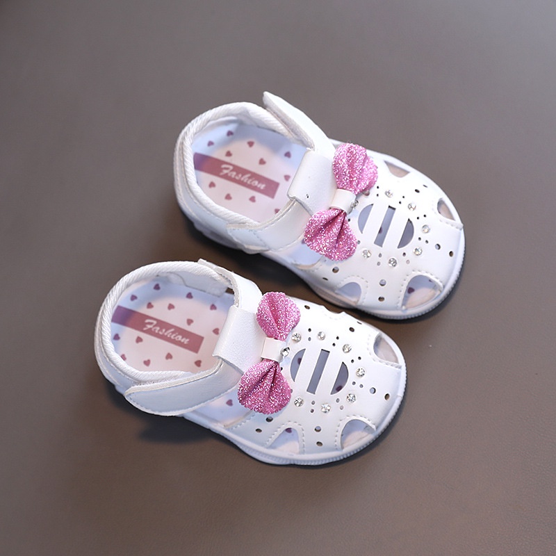 Juragan Junior [COD] Sandal Baby LULABI Sandal Sepatu Bayi Perempuan Bunyi Import Usia 6 Bulan-1 Tahun